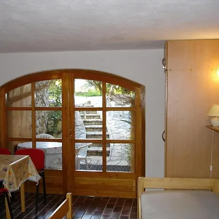 Beachfront 4526-3 * Punat